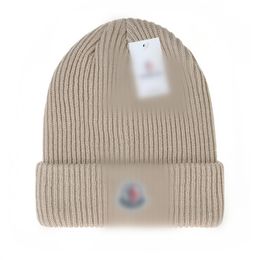 Новый дизайнерский дизайнер Beanie Classic Letter вязаная капота Caps Ler для Mens Womens осень зимняя зима теплое толстая шерстяная вышивка холодные шляпы Пара модные уличные шляпы Monc20