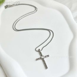 24SS Designer David Yumans Yurma Jewelry Cross Single Diamond Pendant Clavicle Necklace Quick Sale