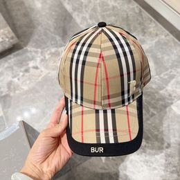 Classic Chequered Baseball Cap Casual Face Showing Small Designer Hat Letter Embroidered Casquette Sunshade Trucker Hats