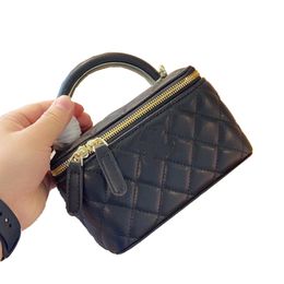 Classic Mini 22a Handle Box Cosmetic Shoulder Bags Handbags France Brand Quilted Serial Number Crossbody Bag Totes Luxury Designer Fashion Women Gold Chain