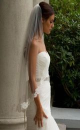 Single Tier Stunning Couture Bridal Veil White Ivory Short Lace Wedding Veil With Comb Voile Mariage9638773