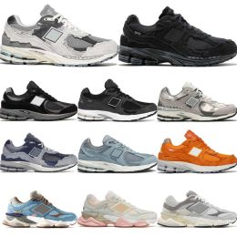 New Protection Pack 9060 2002r Sports Shoes Designer Light Arctic Men Women Pink Phantom Black White Grey Sea Salt 2002 R Rain Cloud Ballance Sneakers CZ14