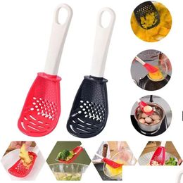 Colanders Strainers Mtifunctional Cooking Spoon Kitchen Strainer Scoop Cut Garlic Hanging Hole Innovative Potato Press Accessory D Dhdj7