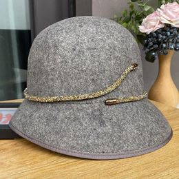 Berets Wool Felt Cloche Hat For Women Crystal Band Bucket Bowler Winter Ladies Asymmetrical Brim Wedding Fedoras Crushable