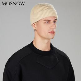 Winter Hat For Men New Docker Cap Warm Knitted Beanie Men Skullcap Unisex Brimless Cap Solid Colour Woman Beanie Male Hip Hop Hat Y239G