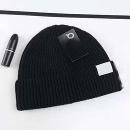 Warm Beanie Man Woman Skull Caps Fall Winter Breathable Fitted Bucket Hat Cap Good Quality2798