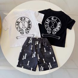 Luxury Sets T-Shirt Brand Boys Designer Kids Clothing girls Baby Classic Suits Childrens Summer Short Sleeve Letter Lettered Shorts Fashion Shirt cott 95By#