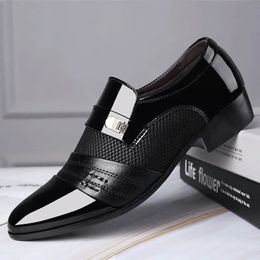 Slip on Men Dress Shoes Oxfords Fashion Business Classic Leather MenS Suits Man 240223