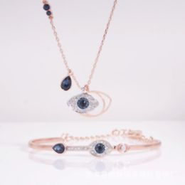 Designer Devil's Eye Clavicle Chain Fashion Rose Gold Blue Eye Armband Set