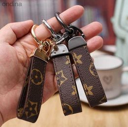 Key Lanyards Leather Keychain Designer Key Chain Buckle lovers Car Handmade Accessories 240304