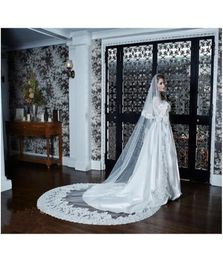 2019 top fashion cathedral wedding veil promotion with comb twolayers beautiful lace appliques v us de noiva1359329