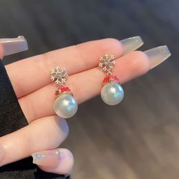 S Sier Needle Korean Snowflake Pearl Christmas with High Grade, Light , Unique Design Temperament and Earrings for Women