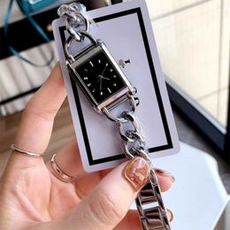 32% OFF watch Watch Xiaogujia New Style Square Chain Quartz Fashion Womens Batch