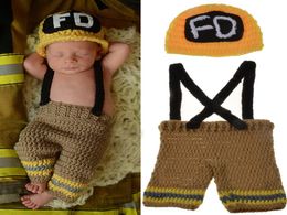 Handmade Crochet Baby Fireman Outfit Newborn Po Props Knitted Baby Costume Christmas Outfit Baby shower Gift9082582