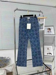 Women's Jeans New Fashion Design Washed Light Blue Flower Jeans Waist Fit Button Denim Pants 240304