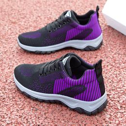 Soft sports running shoes with breathable women balck white womans 0115