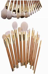 Professional 15pcs Bamboo Makeup Brushes Set Make Up Brush Tools Cosmetic Brush Foundation Brush Kits Blending Pencil Kabuki1153917