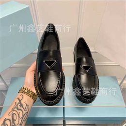 Sports shoes 2024 P Familys Triangle Lefu for Womens Spring and Autumn New Round Head Casual Small Shoes Lacquer Leather Thick Heels Half Trailer