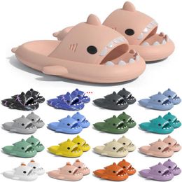 Free Shipping Designer Shark Slides Sandal Slipper Sliders for Men Women GAI Sandals Slide Pantoufle Mules Mens Slippers Trainers Flip Flops Sandles Color27