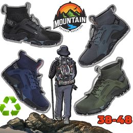 Athletic Shoes Men Breathable Man Woman Mountaineering Shoes Hiking Wear Resistant Training sneakers trainers Casual GAI softy black comfort