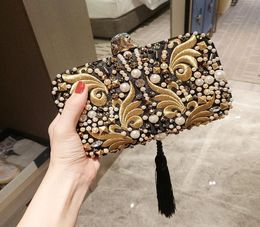 2020 new Highend dinner bag banquet clutch embroidered women039s wedding handbags diamond clutch tassel feather bag diagonal5270324