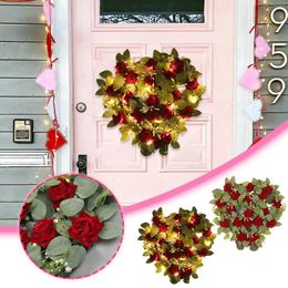 Decorative Flowers Spring Heart Shaped Rose Garland Leaf Wall Hanging Wedding Props Home Decoration