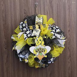 Decorative Flowers Home Wreath Decoration Handcrafted Bee Day Gnome Shape Festival Garland Fine Props For