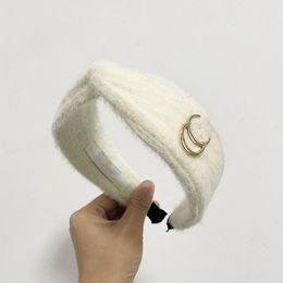 Autumn Winter Style High-end Quality Headband Fashion Designer Hairpin Korean Cloth Headwear Big G Plush Letters Hair Hoop Lovers 288w