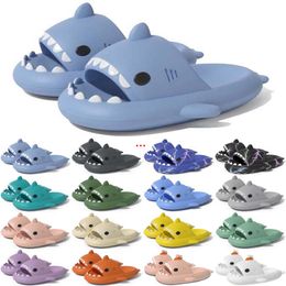 Free Shipping Designer shark slides sandal slipper sliders for men women GAI sandals slide pantoufle mules mens slippers trainers flip flops sandles color51