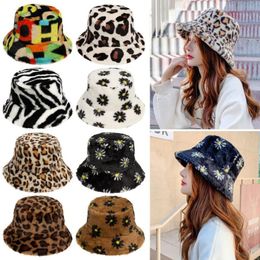 Warm Winter New Bucket Hat for Women Soft Faux Fur Fisherman Cap Fashion Multicolor Rainbow Cow Outdoor Casual Cloche Hats316l