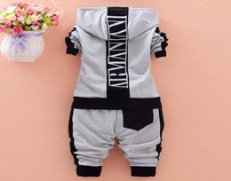 Newborn Baby Boy Clothes Sets Long Sleeve TShirtPants 2PCS Suit Kids Brand Cotton Infant Girl Dress Bebes Jogging Tracksuit2396472