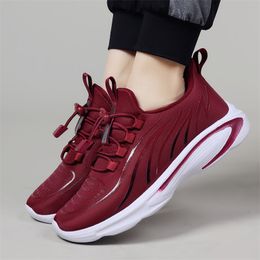 Men Women Running Shoes Soft Comfort Black White Beige Dark Grey Red Purple Green Blue Yellow Brown Mens Trainers Sports Flat Sneakers GAI