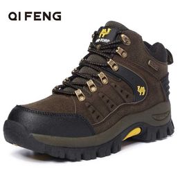 Outdoor Shoes Sandals 2023 Couples Outdoor Mountain Desert Climbing shoes. Men Women Ankle Hiking Boots Plus Size Fashion Classic Trekking Footwear YQ240301