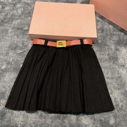 Mix 3 Colours Summer Women Short Skirt With Belt Waistband Letter Graphic Pleated Skirts Casual Slimming Super Short Skirt