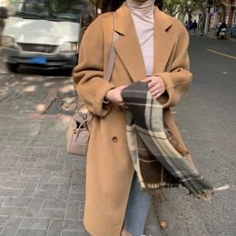 Blends Autumn and winter camel color thickened woolen coat ladies midlength Hepburn style