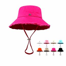 bucket hat cap hat Classic brand popular hat versatile travel essential cute high quality hat good