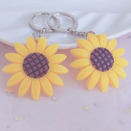 10Pieces Lot Sunflower Sunflower Keychain Soft Plastic Bag Keyring Small Gifts for Couple Car Ornaments292Z