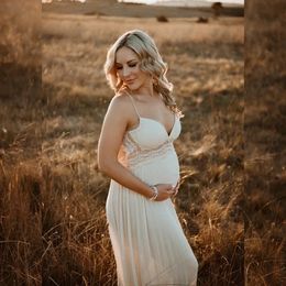 Lace Backless Maternity Dresses for Baby Showers Boho Pregnant Dress Vneck Suspender Bohemian Po Shooting Pregnancy 240301