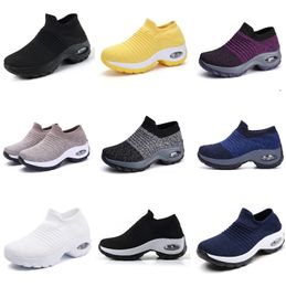 GAI Sports and leisure high elasticity breathable shoes, trendy and fashionable lightweight socks and shoes 02