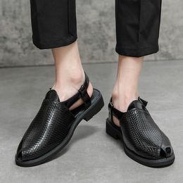 Woven Leather Sandals Men Solid PU British Summer Breathable European and American Buckle Oversized Roman Shoes Men