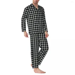 Men's Sleepwear Disappearing Black Polka Dot Autumn Optical Illusion Dots Plaid Casual Loose Pyjama Sets Male Bedroom Design Nightwear