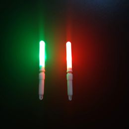 10PC of night fishing luminous rods with batteries luminous buoys accessories fishing light rods suction light 240305