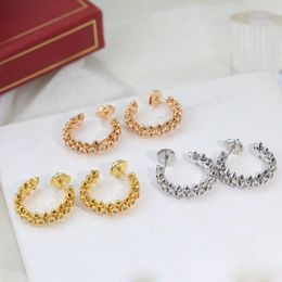 Hoopörhängen 2014 Luxury Fashion Rivet Earstuds Anti Allergy High Quality Womens Gifts Utsökta parti Brand Accessories Classic Selling