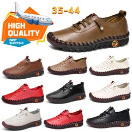 Athletic Shoes Gai Designer Casual Shoes Womens Mens Single Shoes Leather Soft Bottom Flat Non-Slip 35-43 Storlek Loafers Slip-On