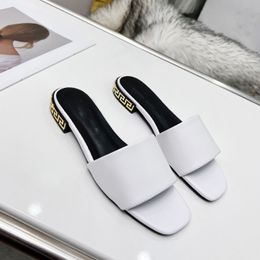 Top quality Designer Beauty head Sandals Famous Medusa Slippers Lwo Heel Shoes Luxury Sandale Leather Fashion Women 54676