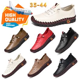 Athletic Shoes Gai Designer Casual Shoes Shoes Womans Men Single Shoes Leather Soft Bottoms Flat Non-Slip 35-43 Storlek