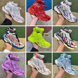 Luxury Designer Casual Shoes RUNNER Mens Womens Sneakers Pink White Grey Red Blue green Graffiti Multicolor Purple silver orange blue