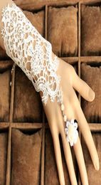 New Design Lace Pearl WhiteBlack Wedding Gloves Bridal Gloves Bow Fingerless Wrist Length Glove Wedding Accessories3414610