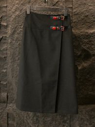 Skirts 2024 Spring Black Design Belt Buckle Mid-length Slit Skirt