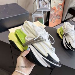 Unicorn Up Shoes with Thick Mens 2024 Spacecraft Designer Top Sports Balmana Elevated Sneaker Sole Lace Top Couple Running Quality Shock Qd0f